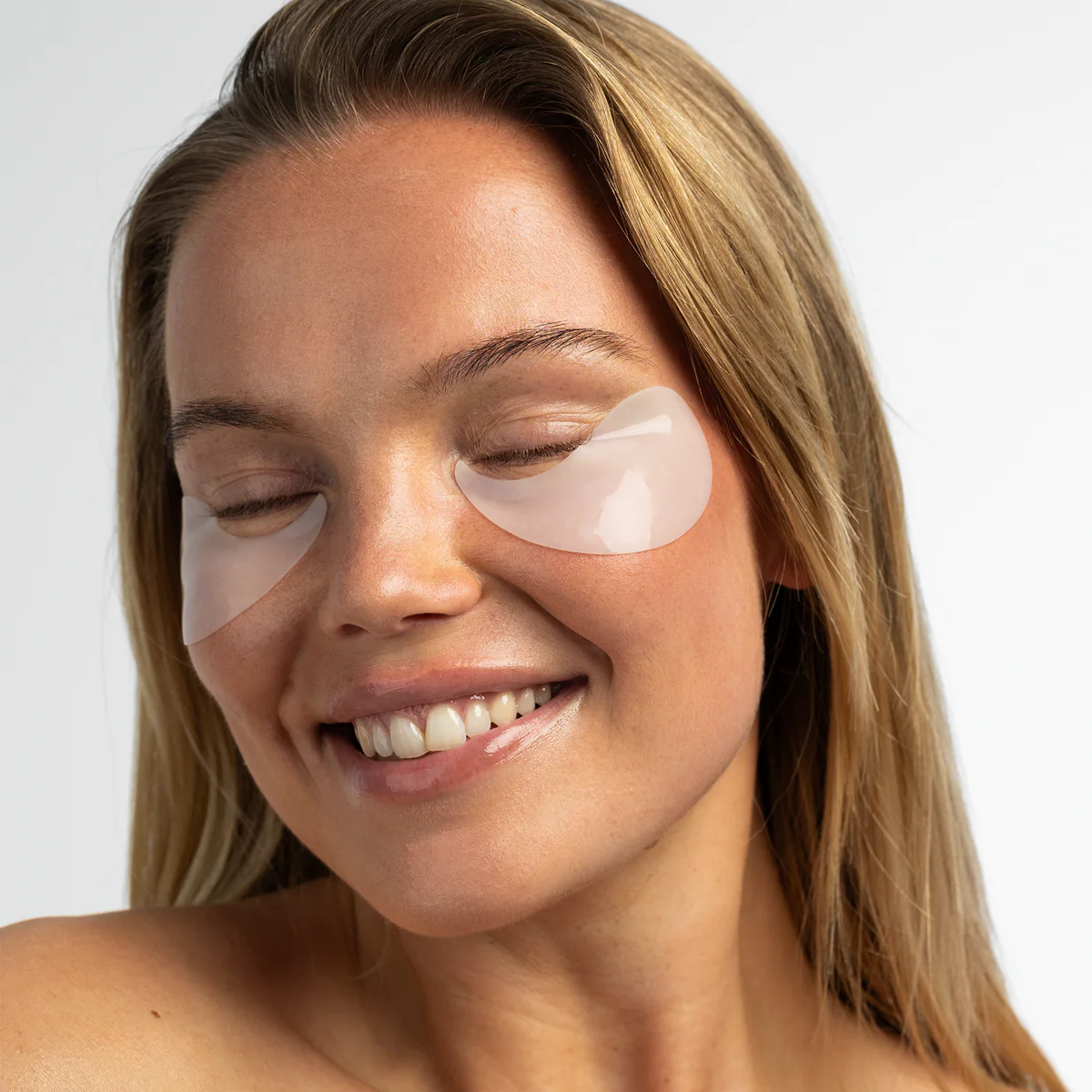 SANZI EYE MASK - MOISTURE & BRIGHTNESS (30 PAR)