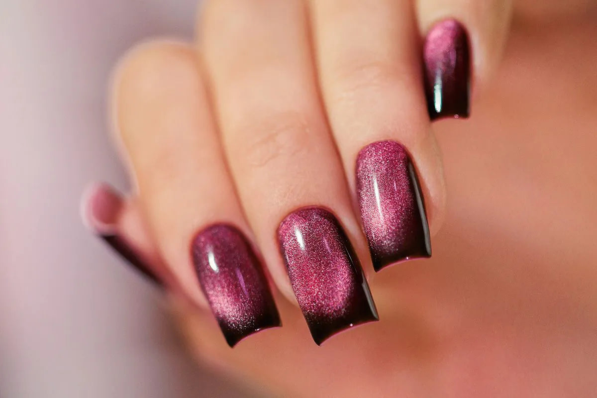 Gel Polish 426 Mocha Éclair cat eye 8 ml