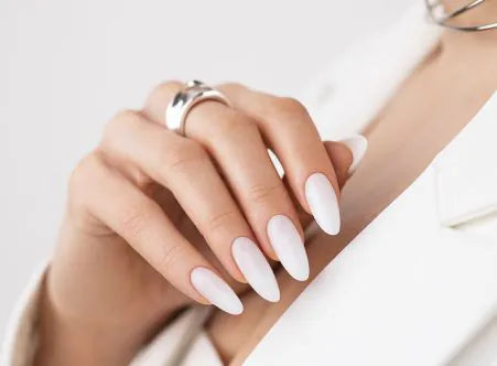 15 Milky White Build Gel 50 ml